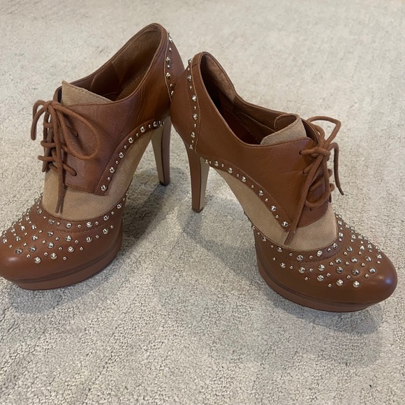 Gianni Bini Shoes - Gianni Bini Studded Lace-Up Platform Booties – Size 9.5 Brown Glam Steampunk